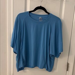 CALIA by Carrie Underwood Light Blue Short Sleeve Performance Tee